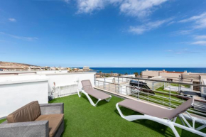 LUCIAS ROOFTOP HOLIDAY HOME - by MEDANO4YOU